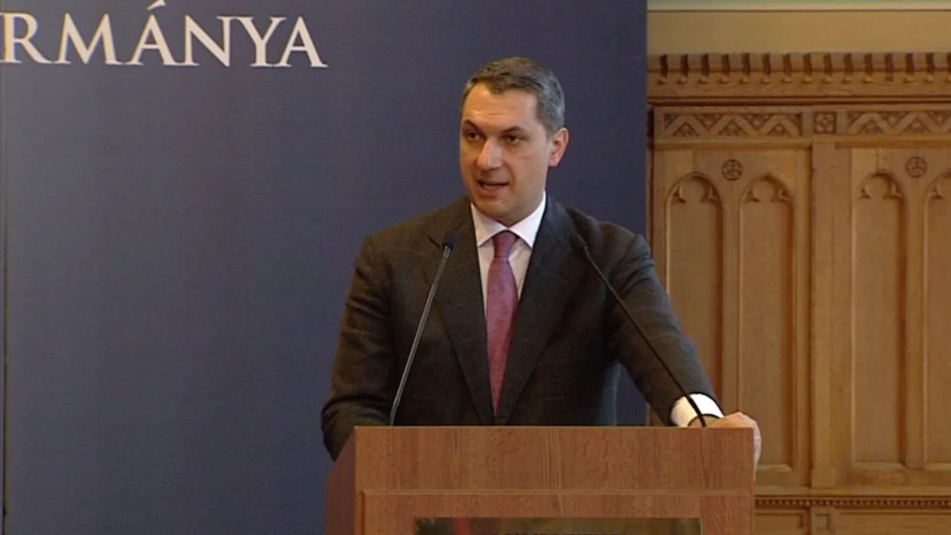 Lázár: A rezsijóváírásnak nincs köze a választáshoz