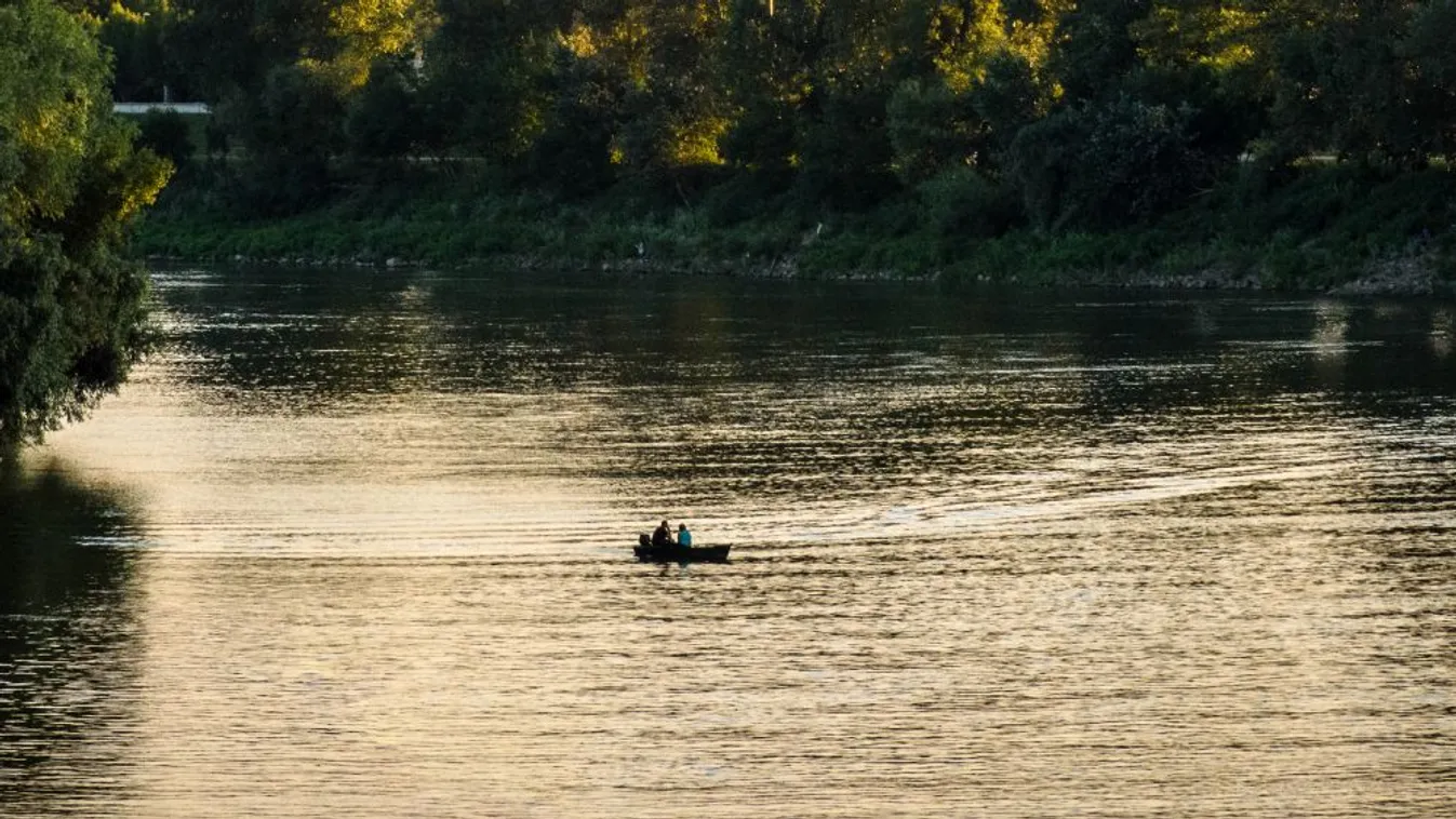 Ismét csónakokon próbálkoztak a határsértők Szegednél