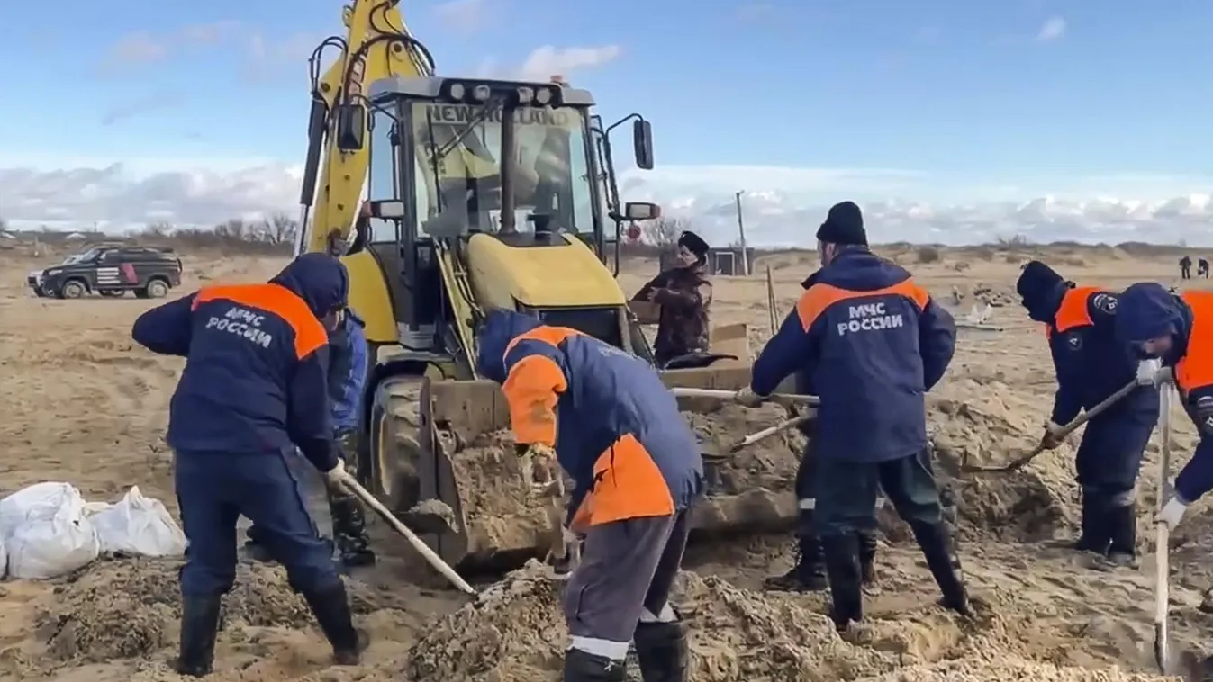 A Kercsi-szorosnál történt olajkatasztrófa miatt 200 ezer tonna föld szennyeződhetett be
