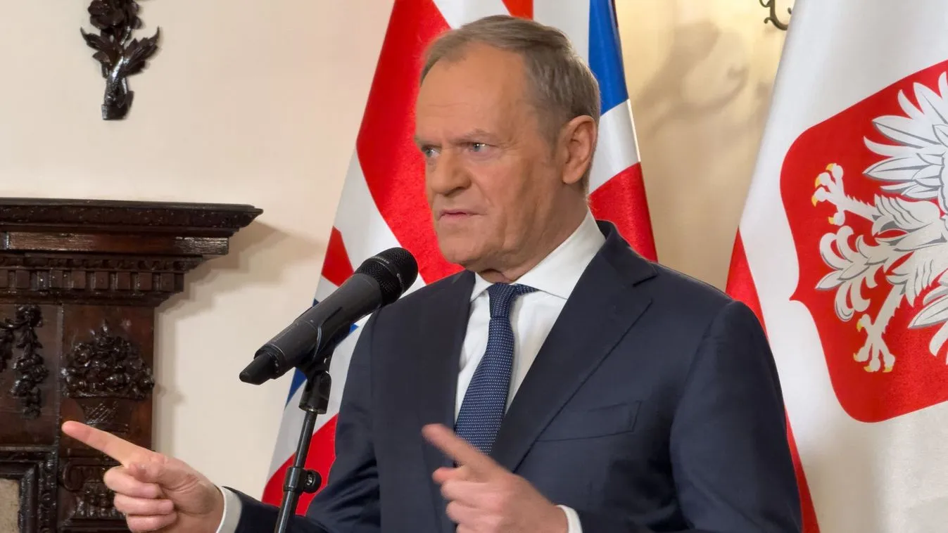 Tusk: Nem mindenben lesznek a törvénnyel összhangban a lengyelországi változások + videó
