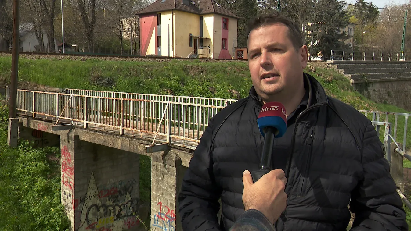 Négy éve hiába várják a fővárosi gyalogos híd felújítását + videó