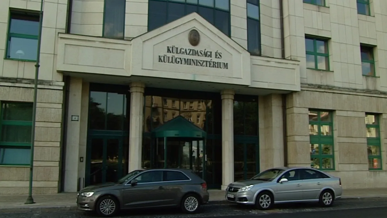 Minden külföldre készülőtől regisztrációt kér a külügy