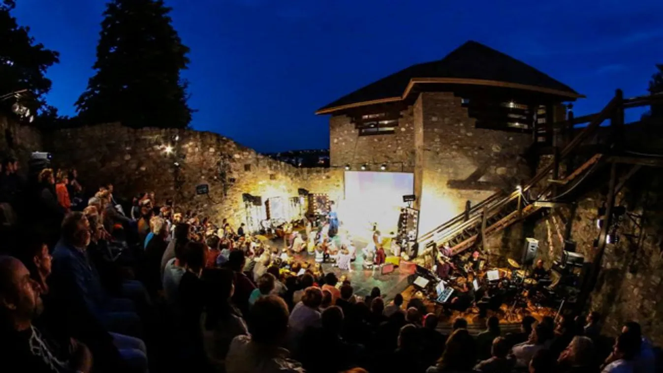 Misztériumok évada az Esztergomi Várszínházban