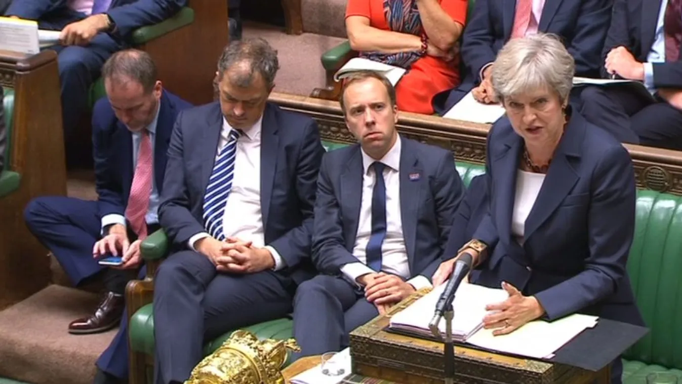 Brexit: egy kalap alá vonnák a bevándorlókat