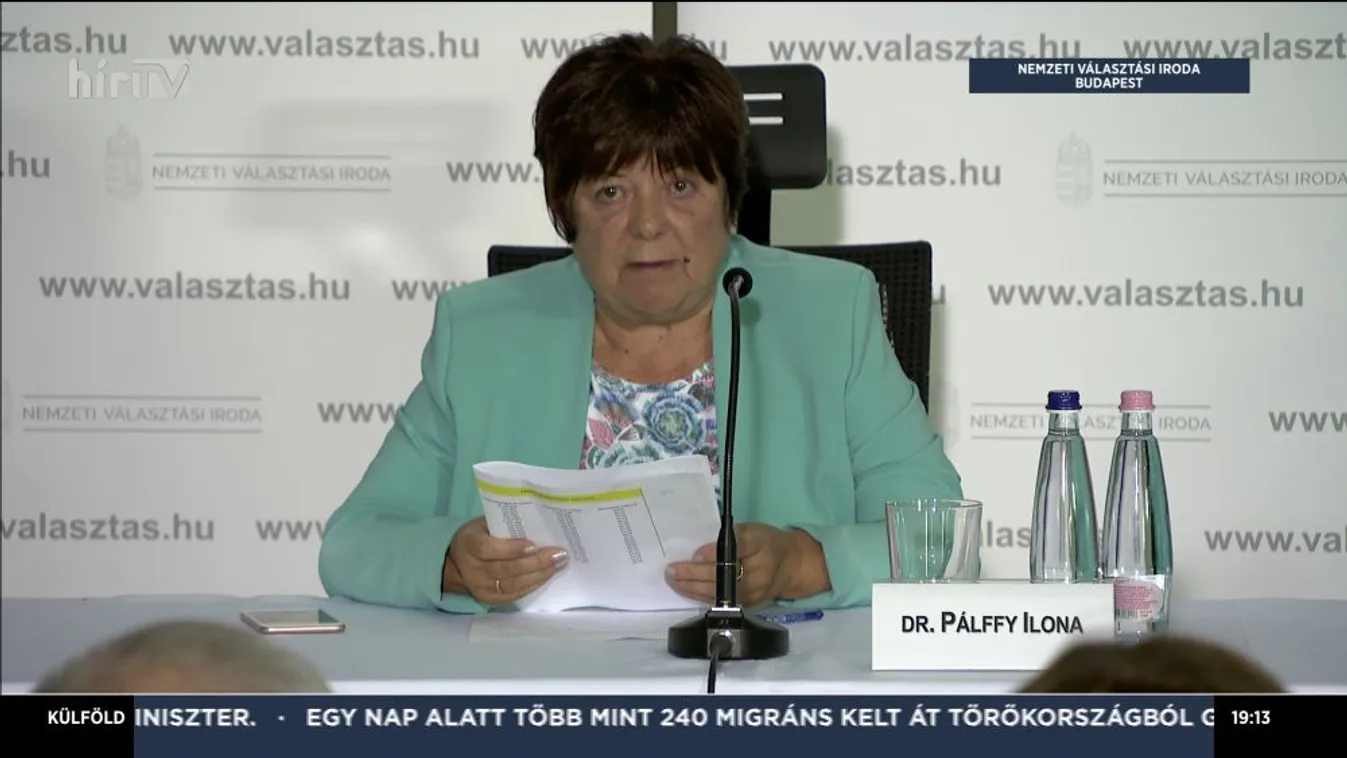 A Baranya megyei Alsószentmártonban még két órán keresztül szavaznak