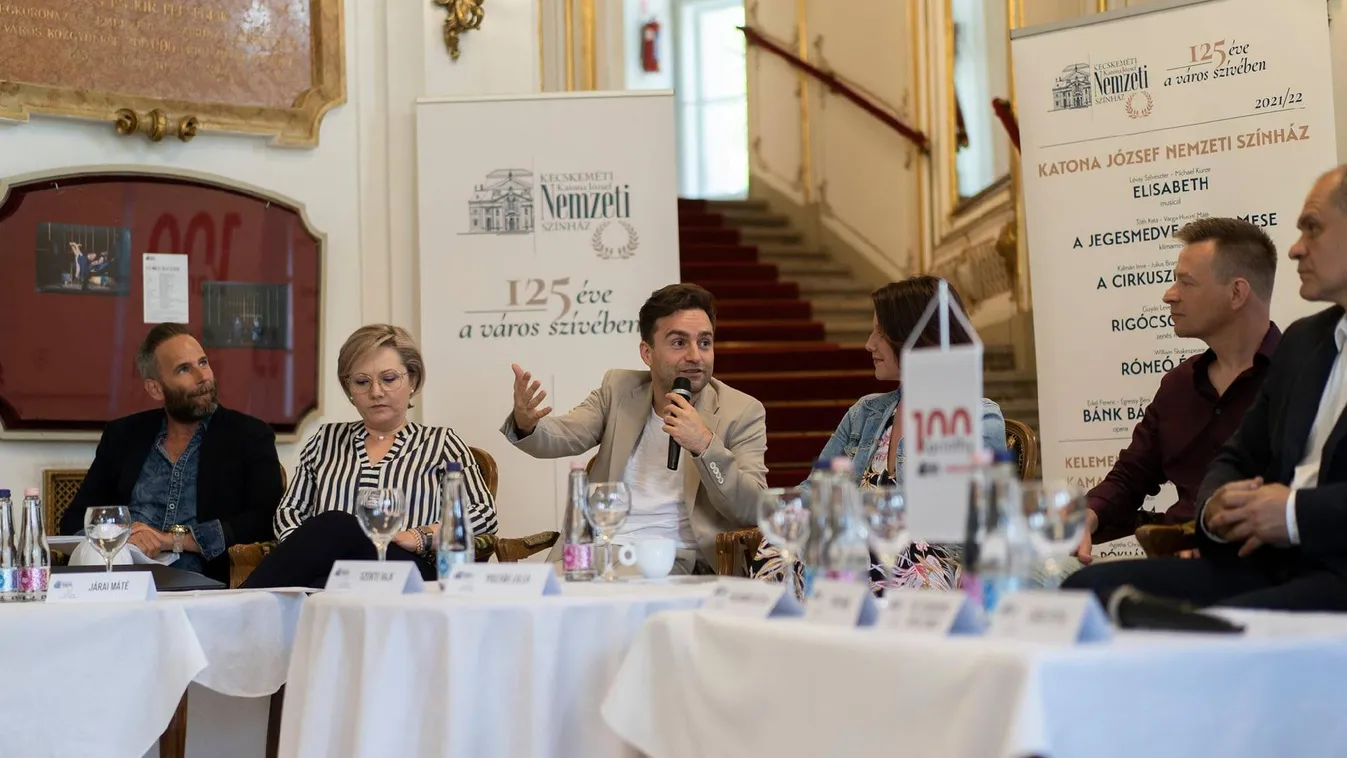 Tizenhárom bemutatóval készül az évadra a kecskeméti színház