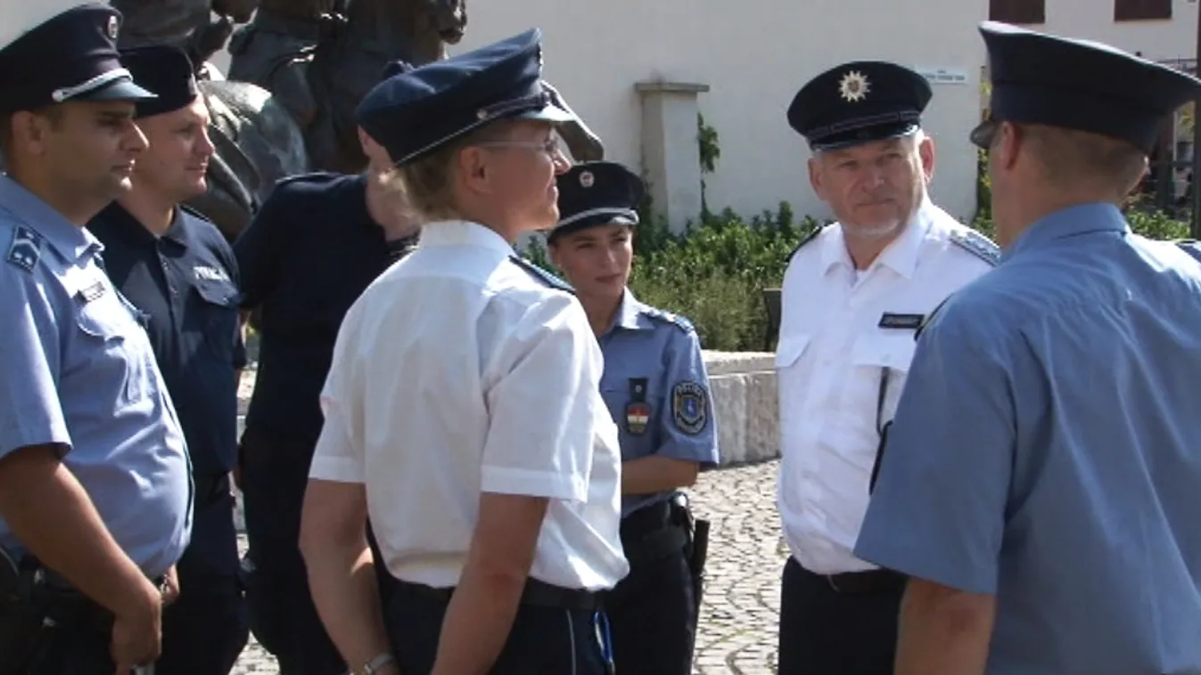 Lengyel és már német rendőrök is besegítenek