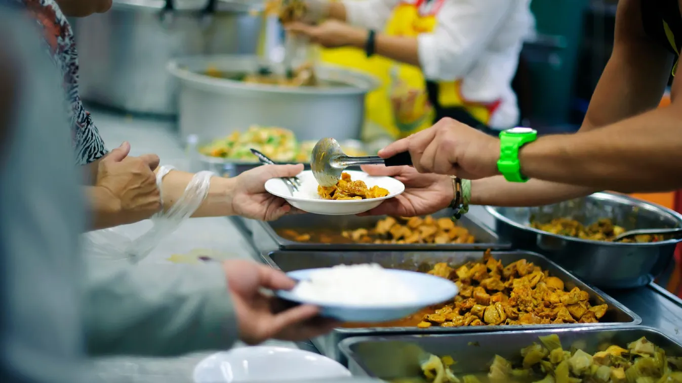 Szombaton kezdődik Ételt az Életért Alapítvány ételosztása