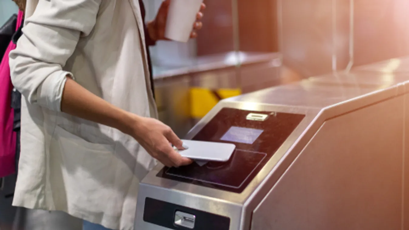 Bérletvásárlás telefonon