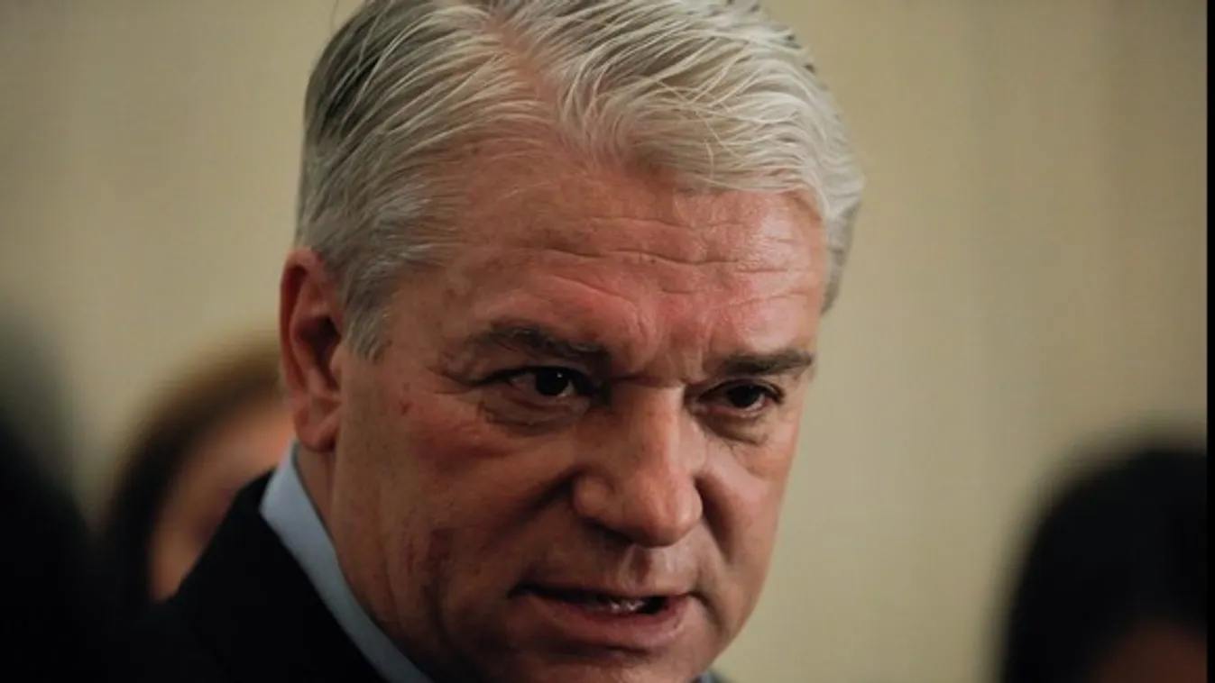 Lemondott a román belügyminiszter a meggyilkolt lány ügye miatt