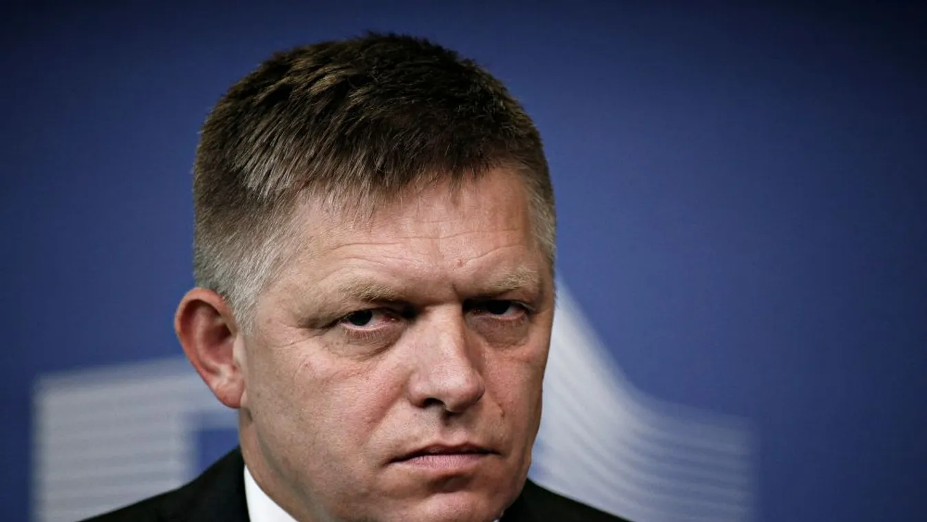 Robert Fico a bevándorlás kérdésében támadja fő riválisát