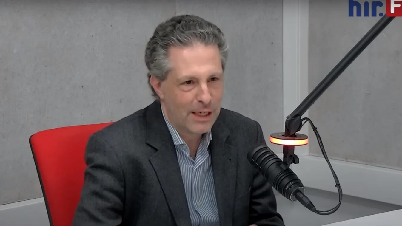 Schiffer: Magyar Péter a kormánypropaganda és az O1G szerelemgyereke + videó