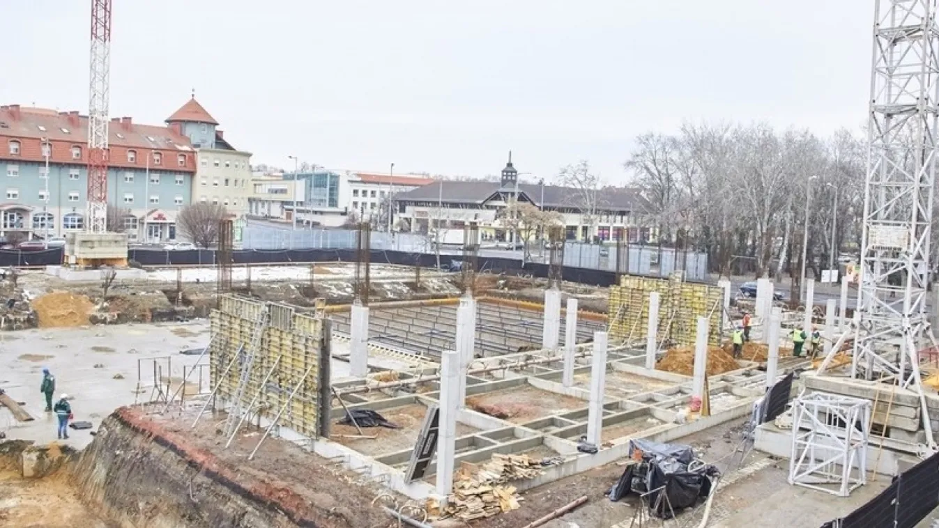 Letették az új nyíregyházi atlétikai központ alapkövét