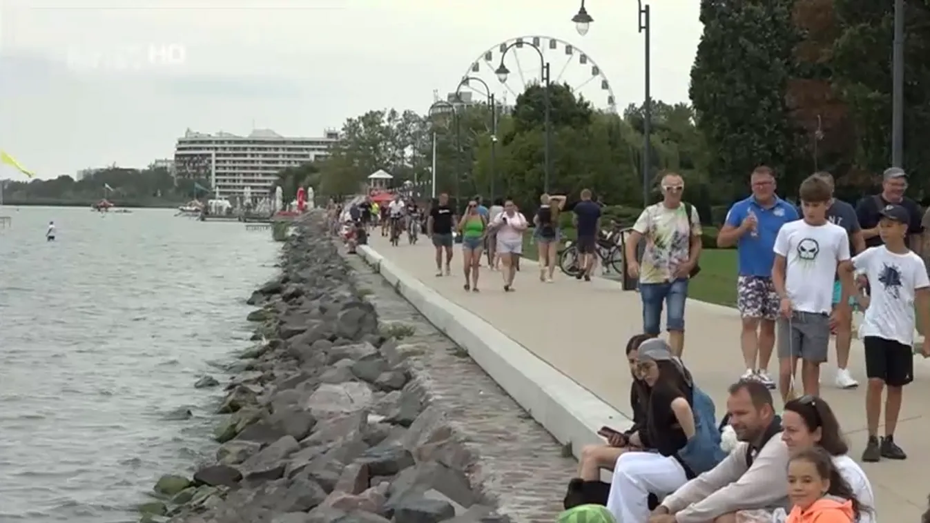 A szezon után is sokan keresik fel a Balatont