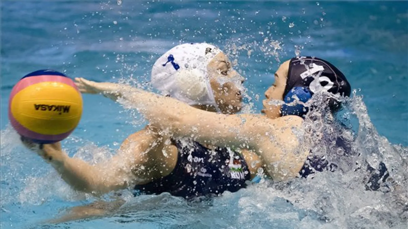 Simán verték a magyar lányok a franciákat