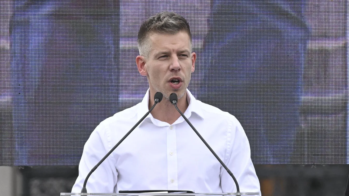 Kobza Miklós: Törvényszerű, hogy Magyart a kormány iránt érzett gyűlölete szélhámosok és bolondok karjaiba kergeti + videó