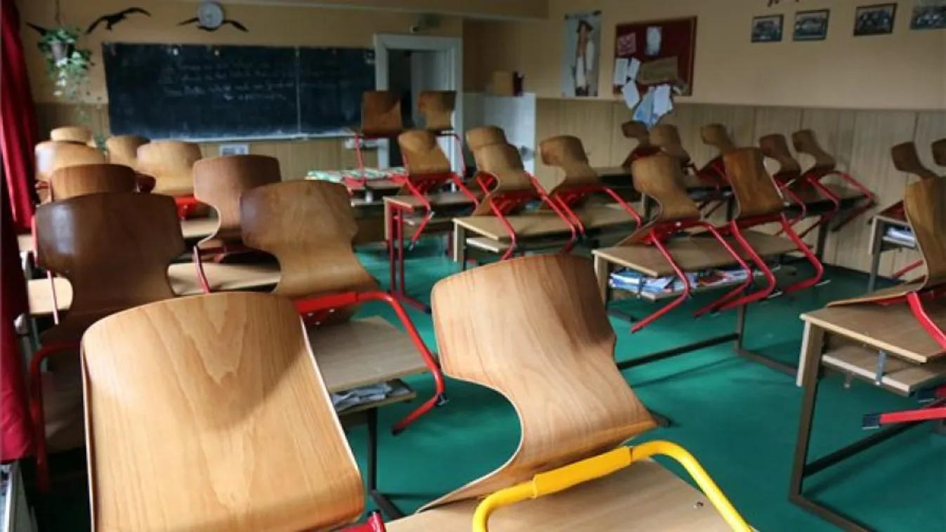 „Politikai szándékkal erősítik az egyházi iskolákat”