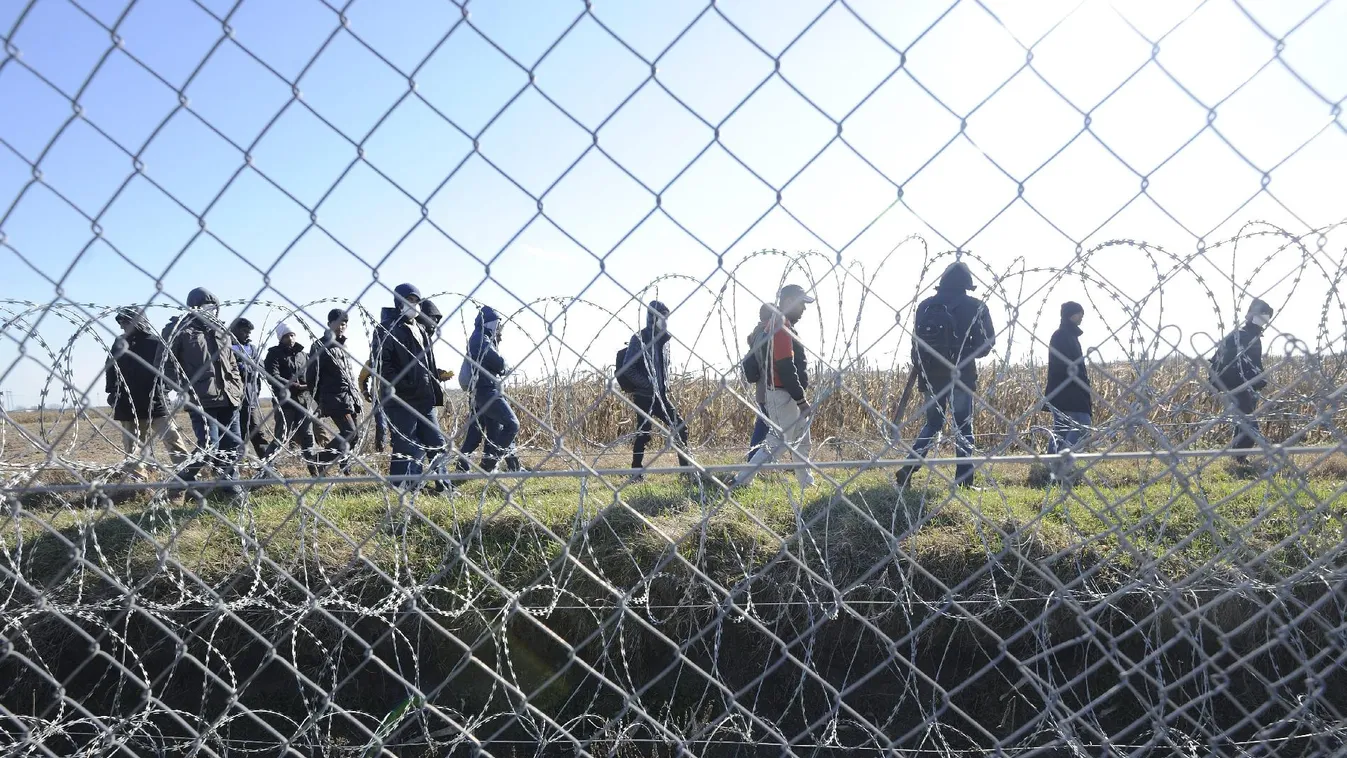Százezer migráns jöhet Európába a következő hetekben