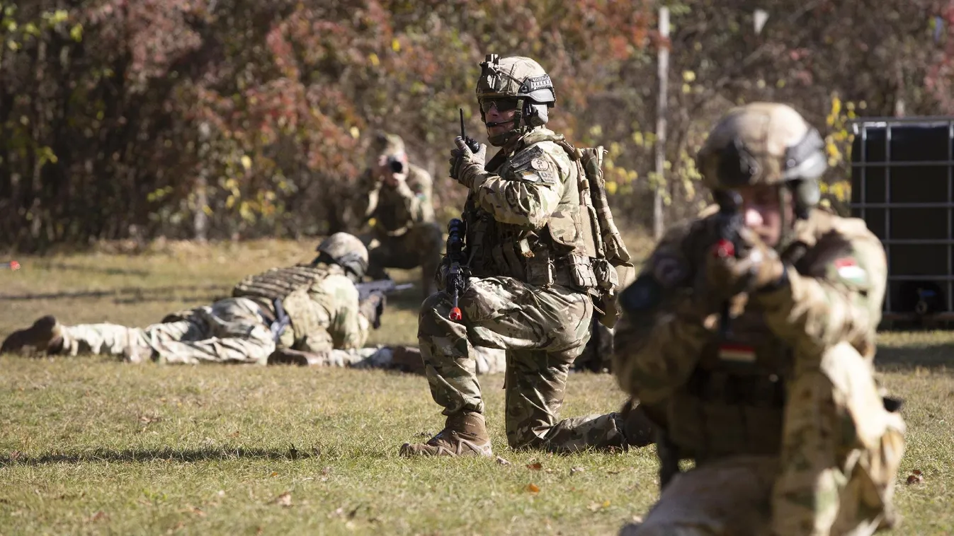 Magyar katonák küldtek haza karácsonyi üdvözletet