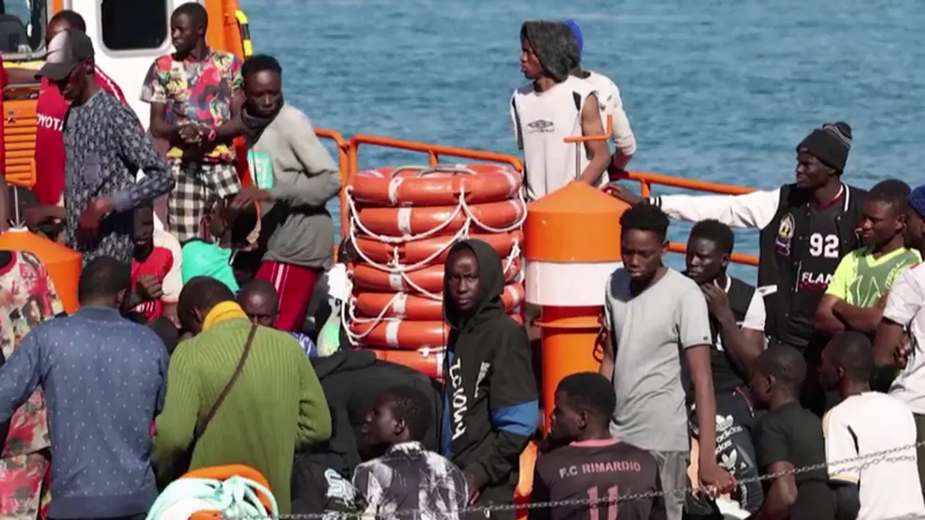 Szétosztják a spanyolok a migráns gyerekeket + videó