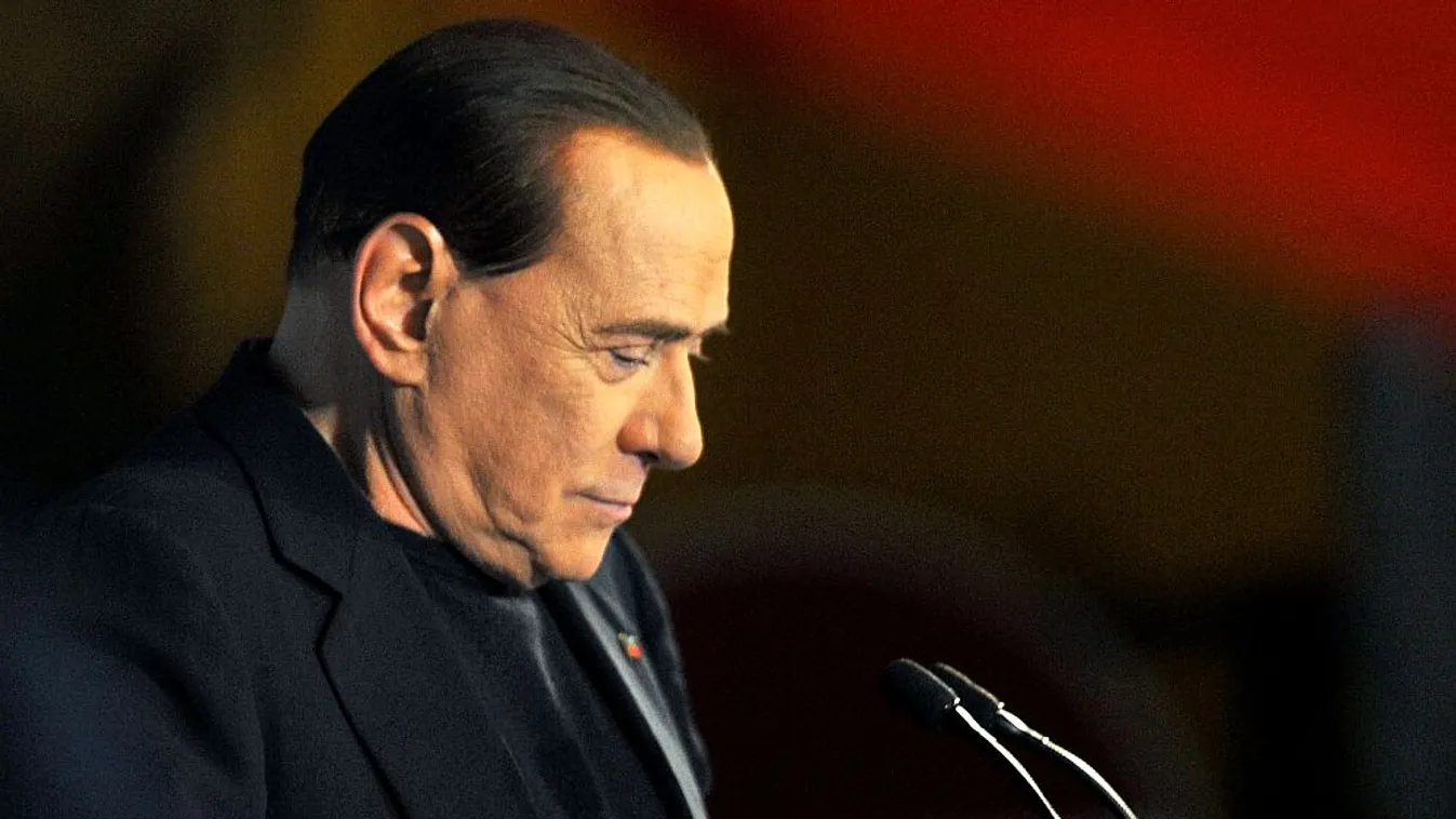 Berlusconi nem válaszolt a bíróság kérdéseire egy olasz maffiaperben