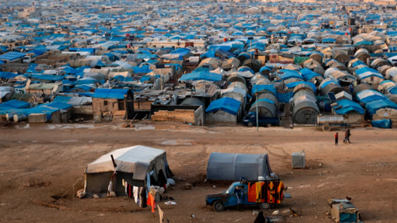 Karantén alá helyeztek Görögországban két menekülttábort