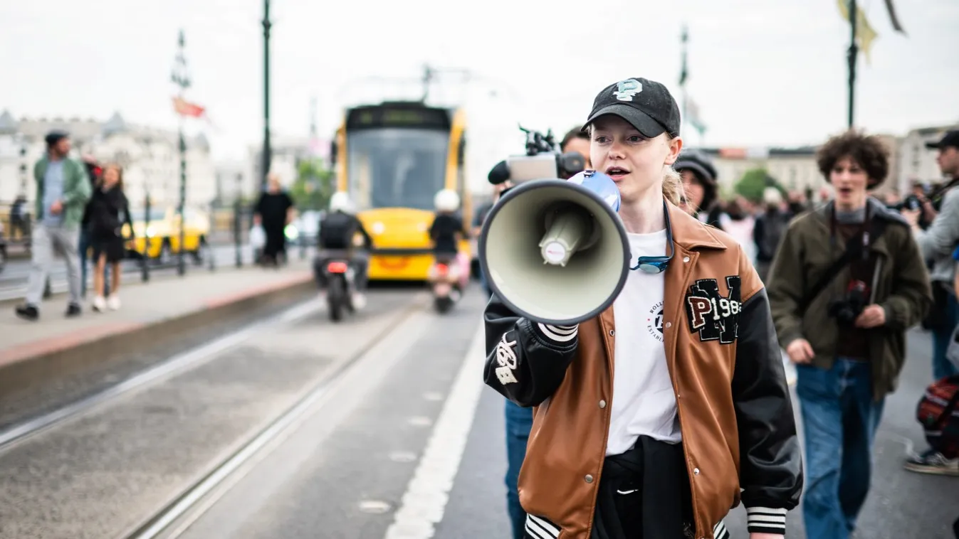 A HírTV munkatársát provokálta Pankotai Lili