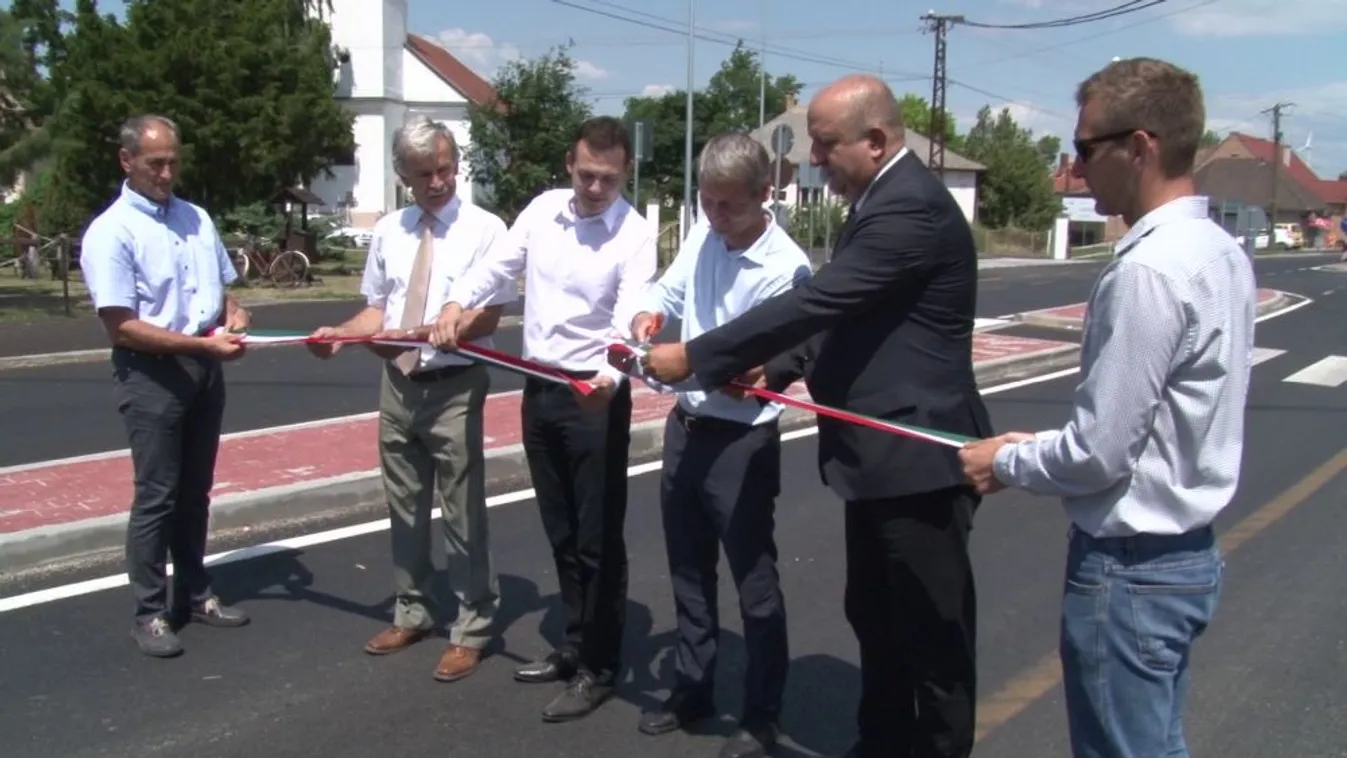 Több százmilliós útfelújítás Bőnyben