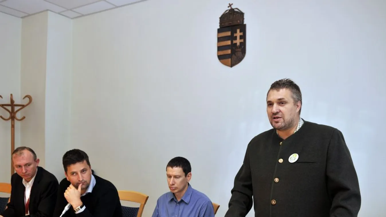 Féltik Mezőhegyest az állami fenntartástól