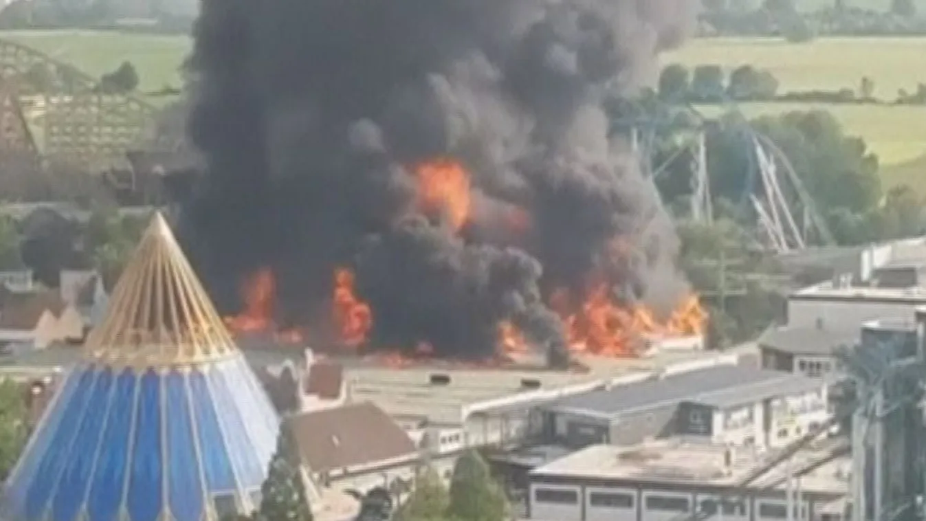 Több száz tűzoltó kellett a német vidámparkoz