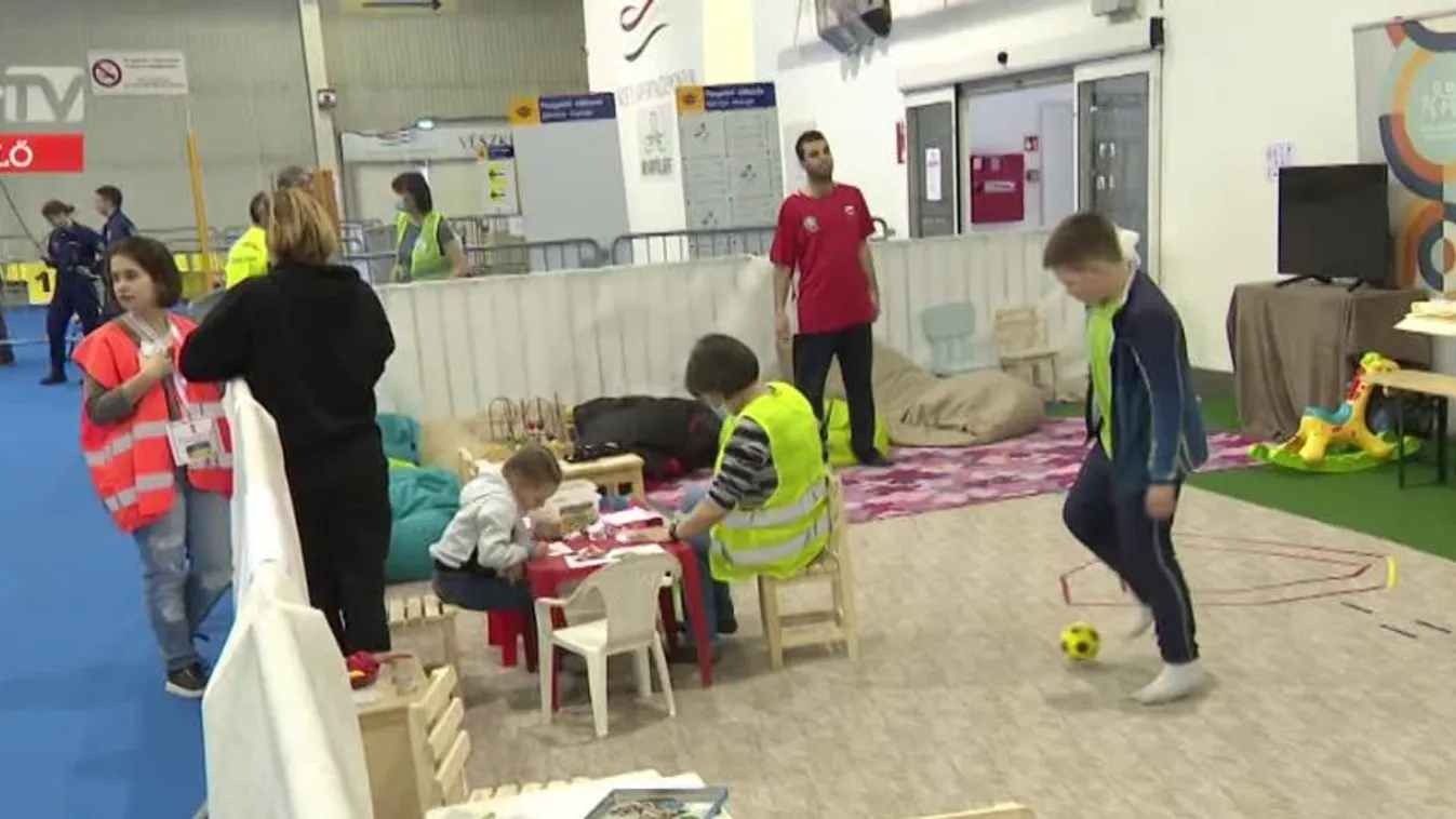 Radar: Humanitárius tranzitváró a BOK csarnokban