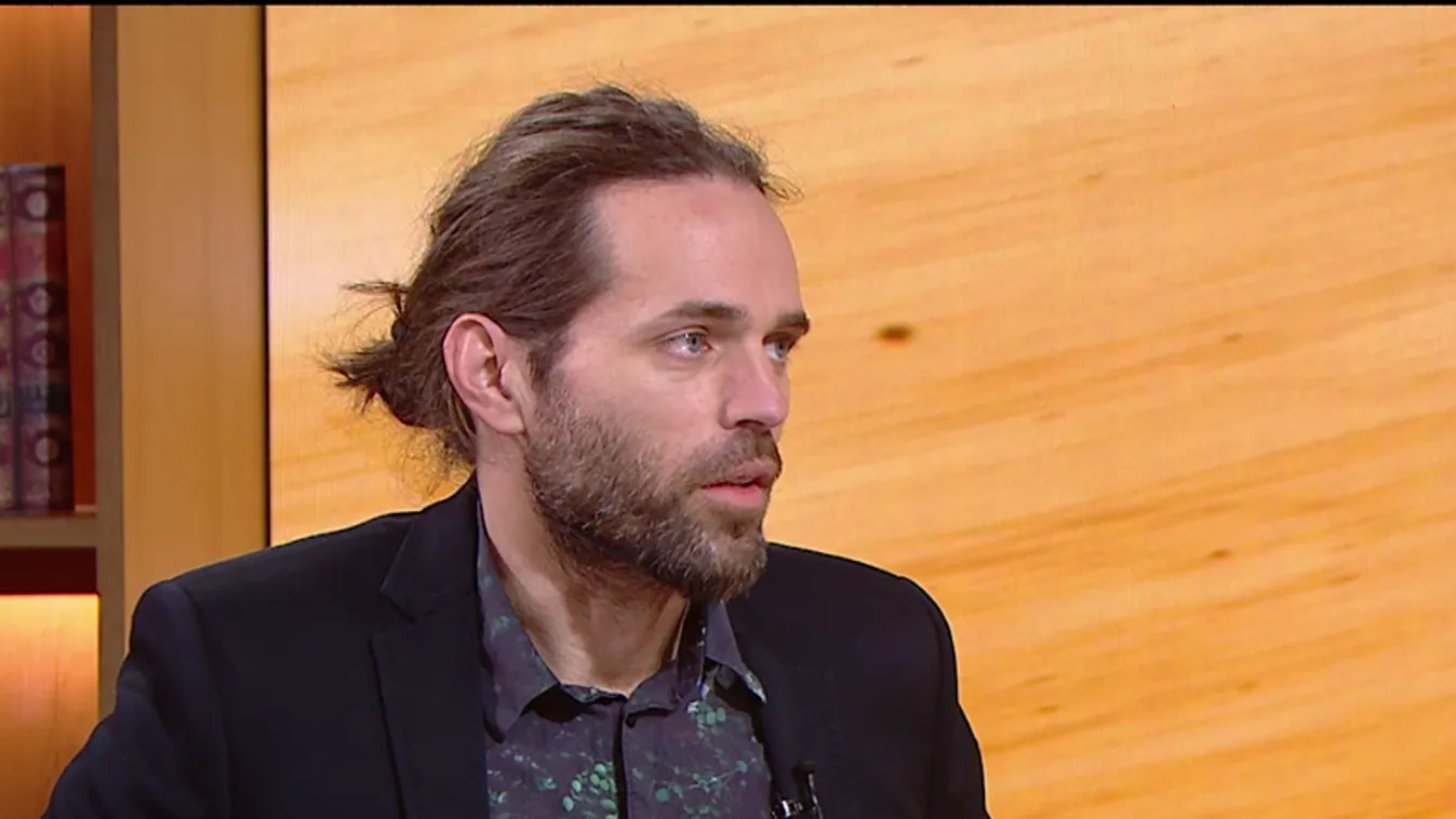 Napindító - „Nekünk írták a dalt!” - a magyar poptörténet eddigi legátfogóbb tárlata