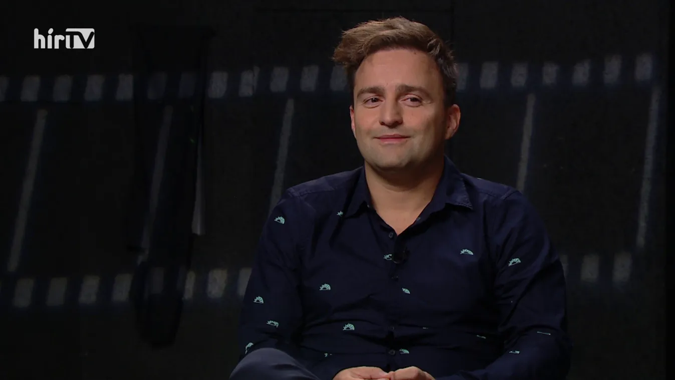 Szélesvásznú történelem - Meztelen diplomata