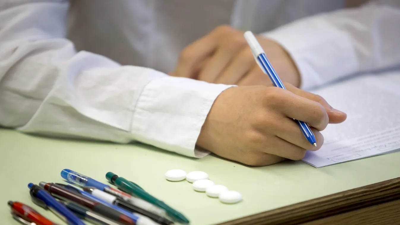 Értékel a tanár: az összehasonlító verselemzés nehéz volt