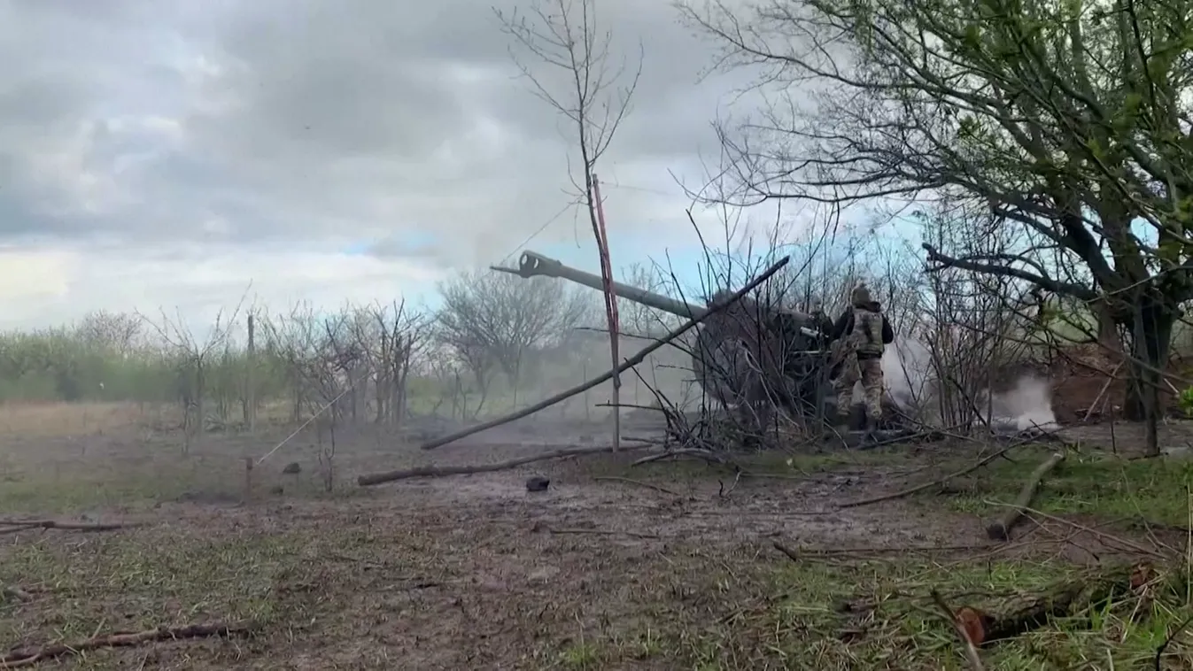 Ferenc pápa békeköveteket küld Kijevbe és Moszkvába