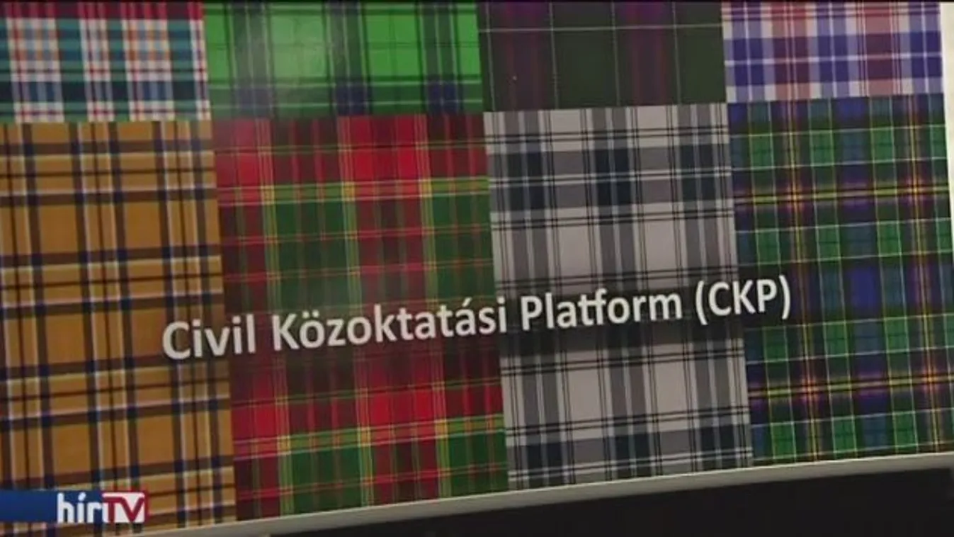 Ing helyett füzettel tüntetnek a pedagógusok