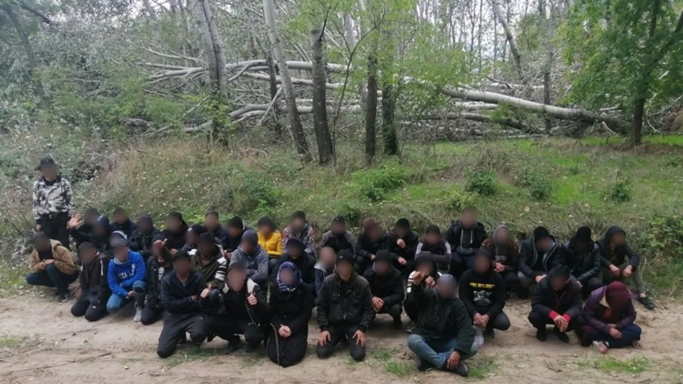 34 határsértő Balotasszállásnál