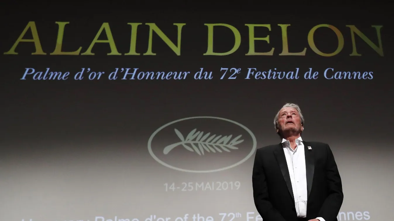 Gyászol Franciaország – A legnagyobbak búcsúztak Alain Delontól + videó