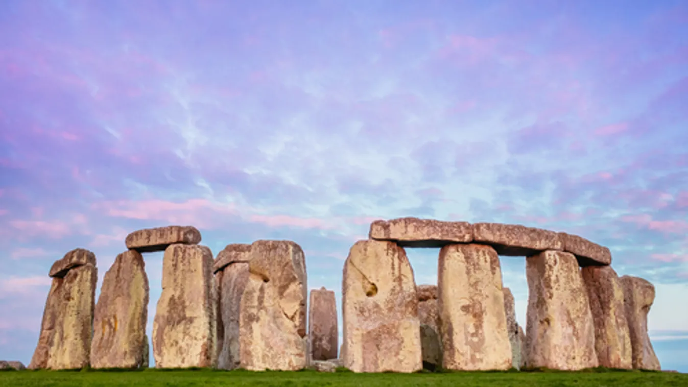 Csak online lehet idén követni a nyári napfordulót a Stonehenge-nél