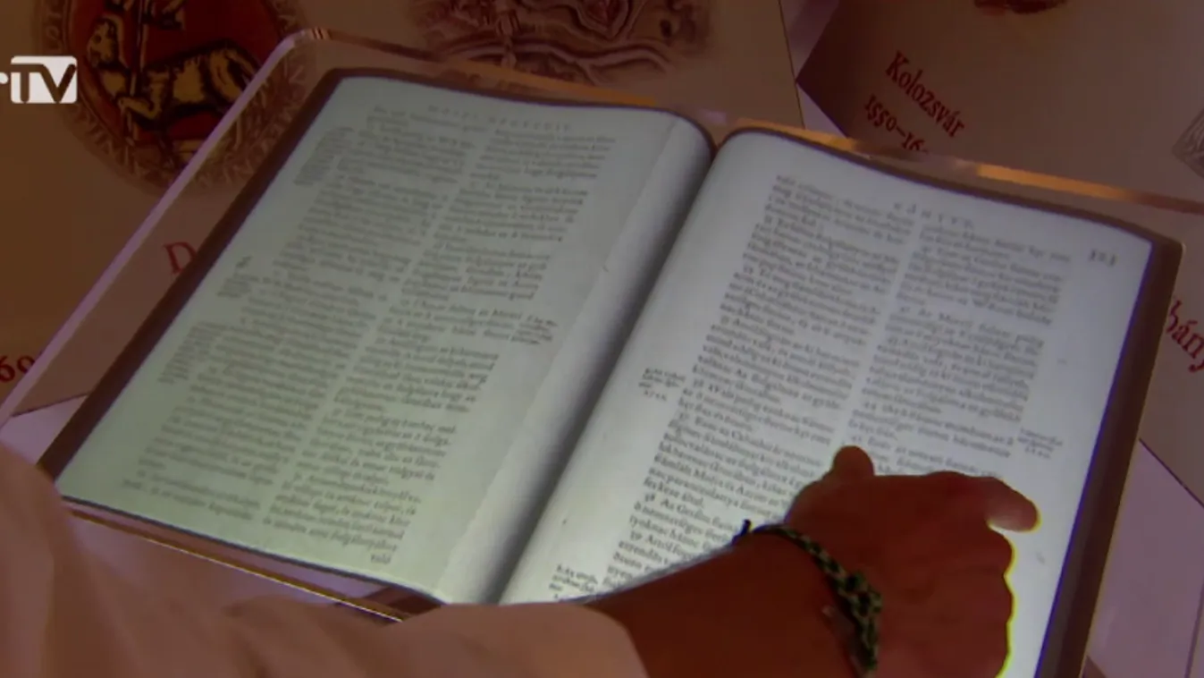 Mozaik - A Vizsolyi Biblia nyomában