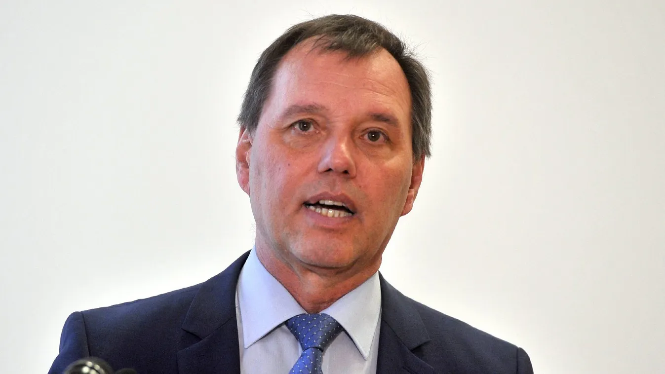 Európa legfrissebb protokolljához igazítjuk a magyar koronavírus-vizsgálatokat is