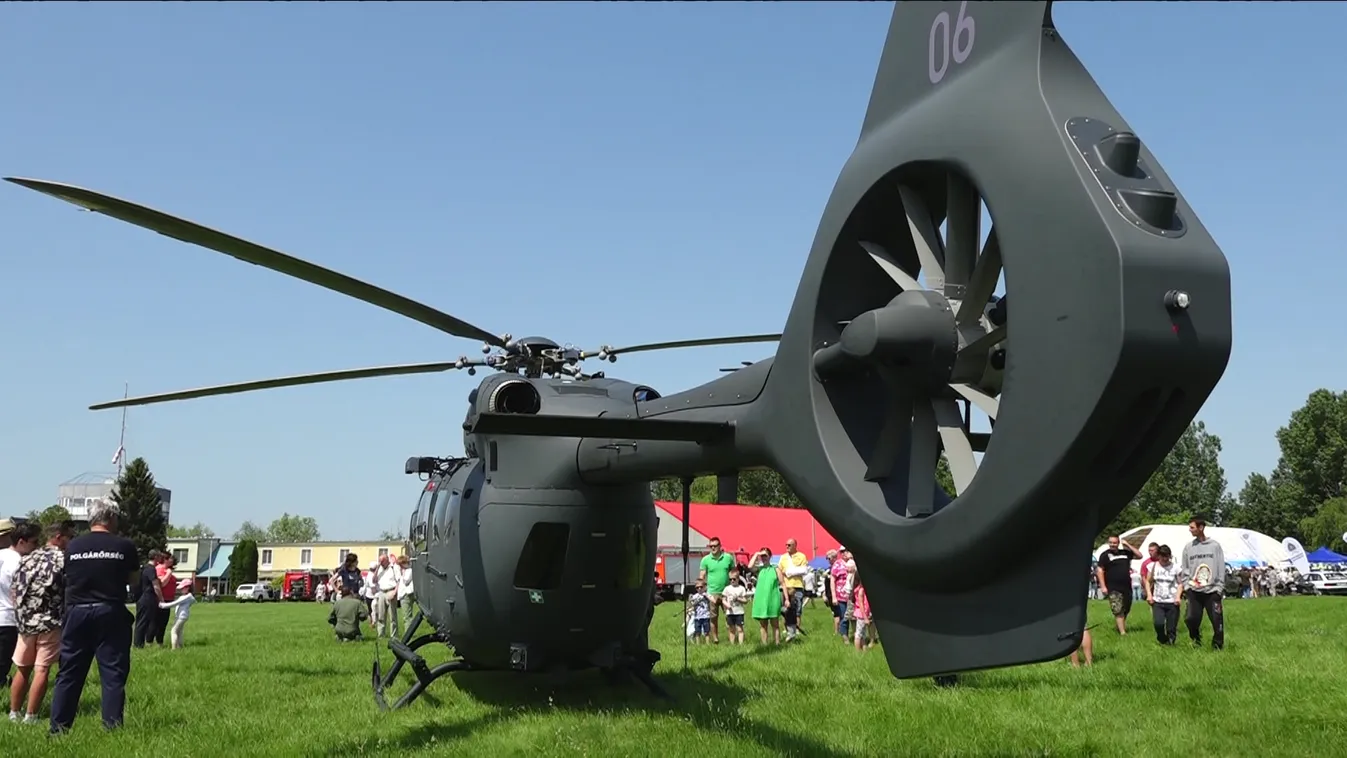 Bemutatták a magyar légierő legmodernebb helikopterét