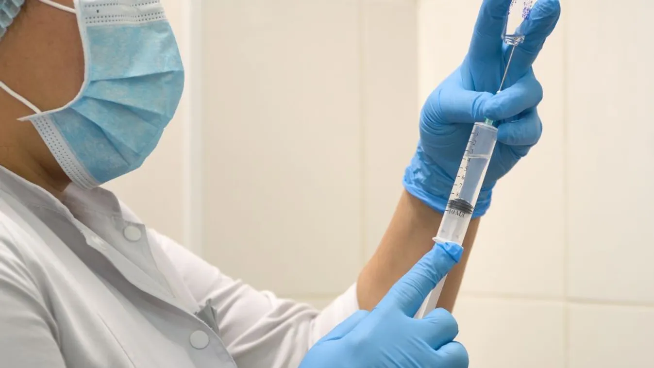 Jobban van a Liszt Ferenc-repülőtérre lázasan érkező kínai nő