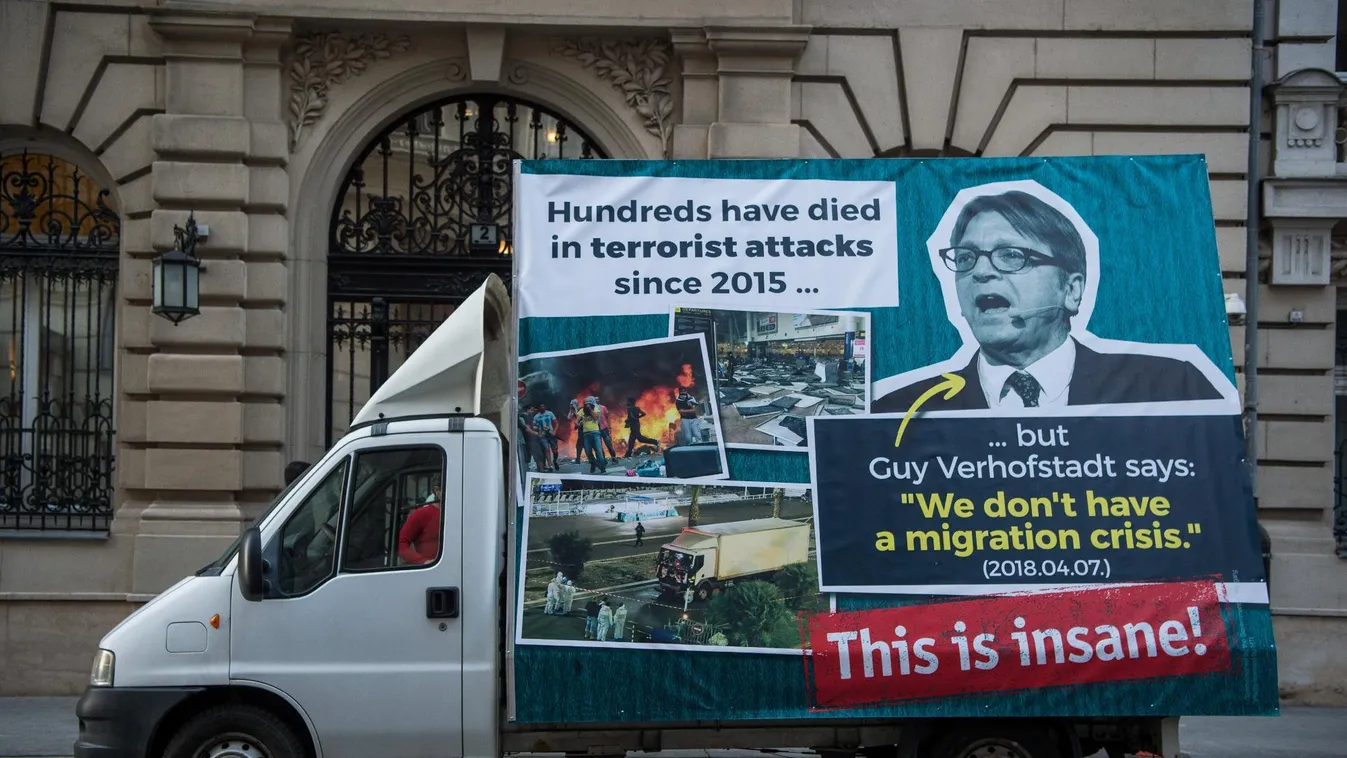 A kormány felel Verhofstadt vádjaira