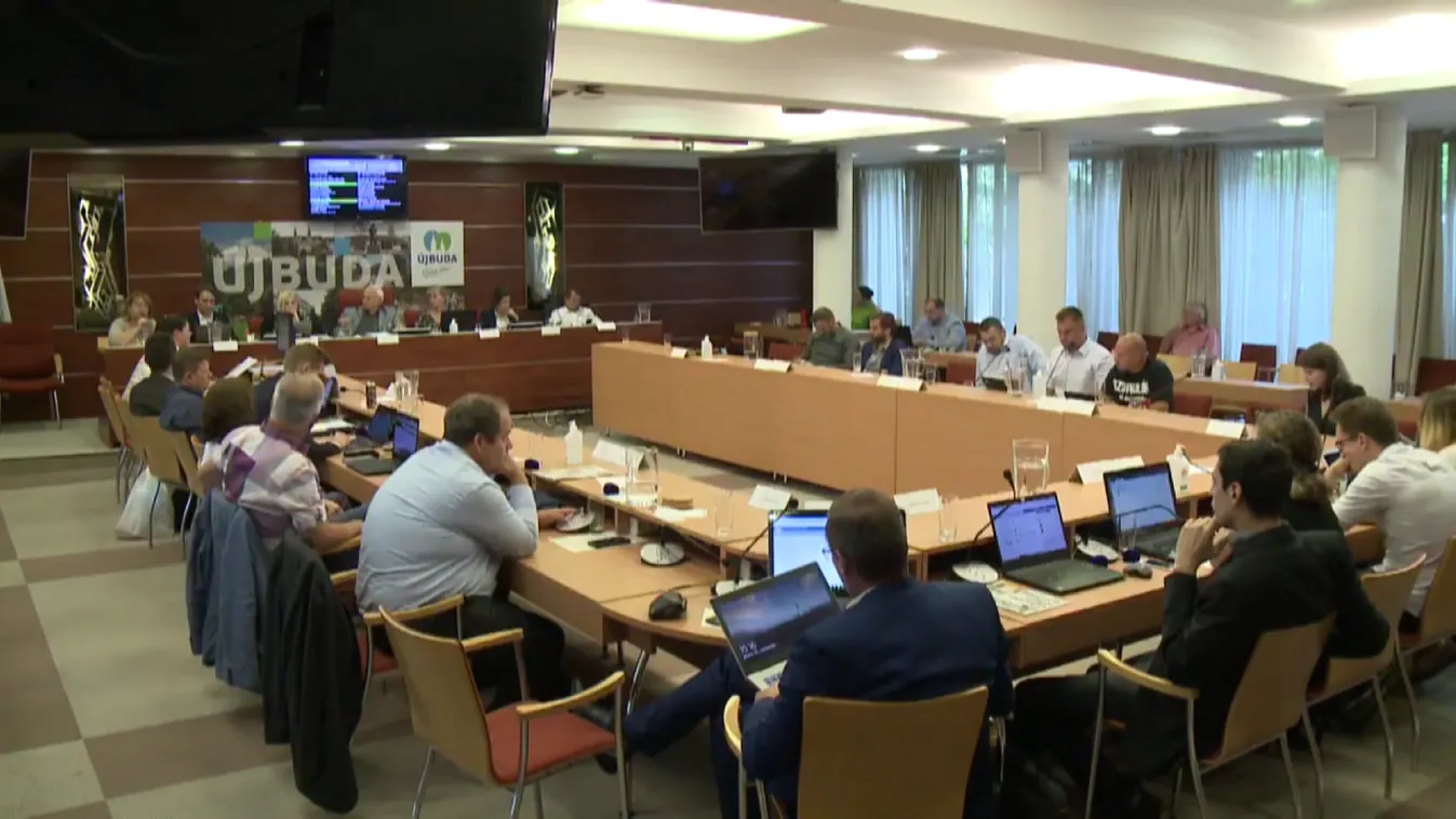 Egyetlen kerületben sem szavazta meg a baloldal a fegyelmi eljárást rezsiügyben