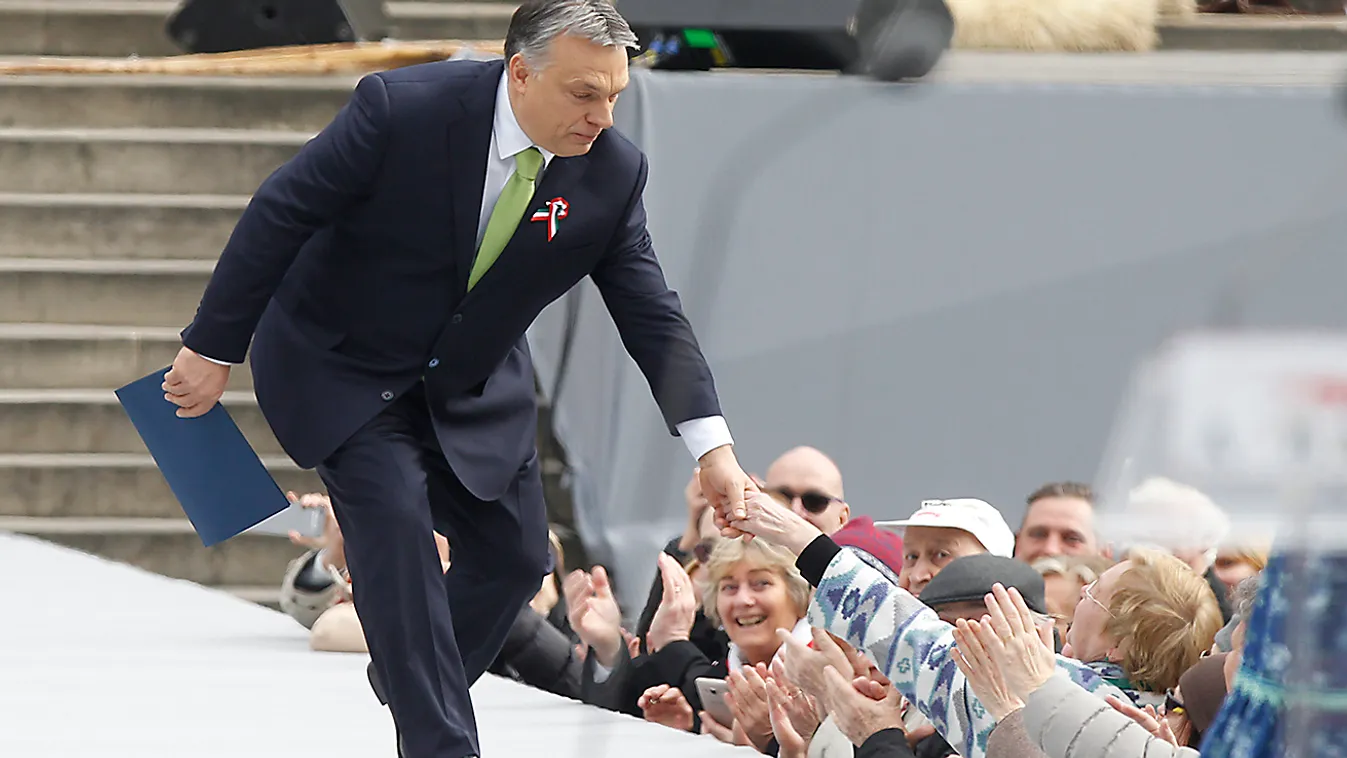 Orbán mind a 25 percet migránsozásra használta