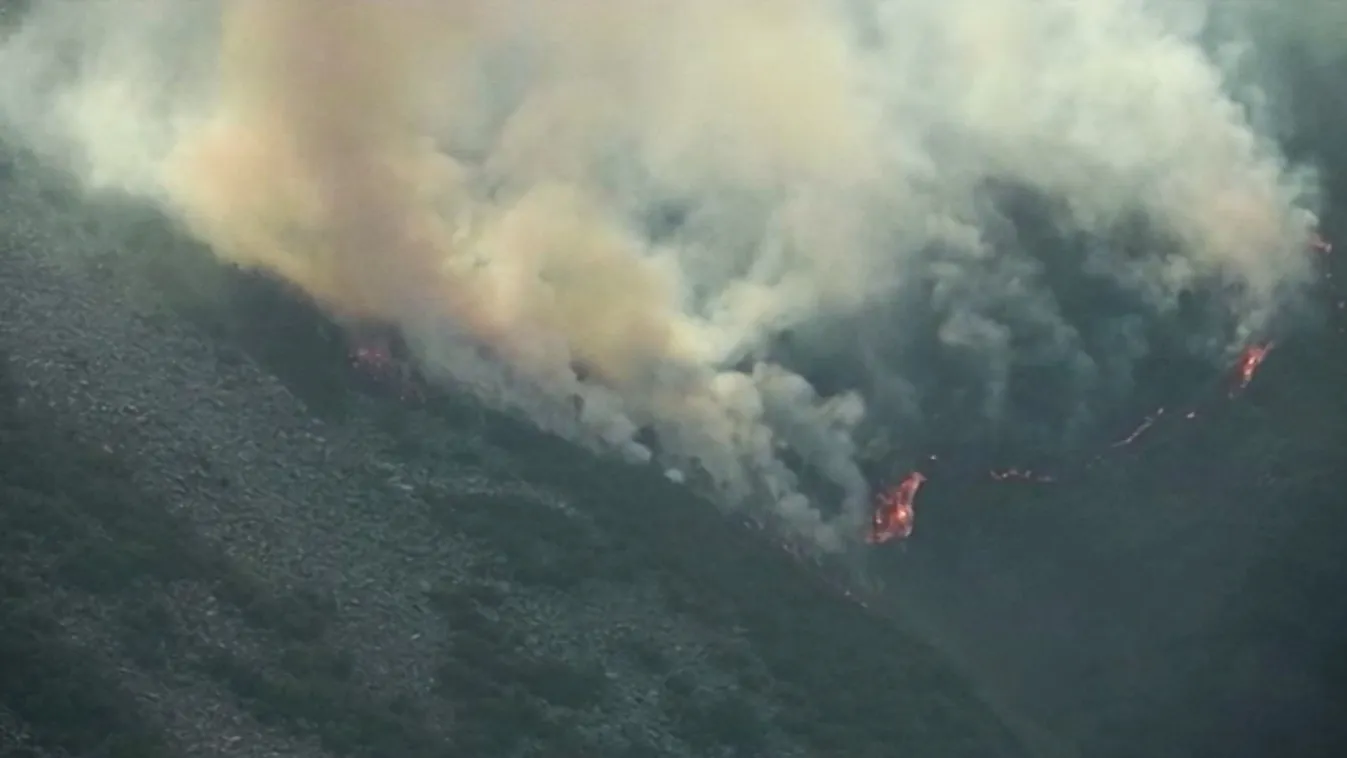 Komoly erdőtüzekkel küzdenek Spanyolországban