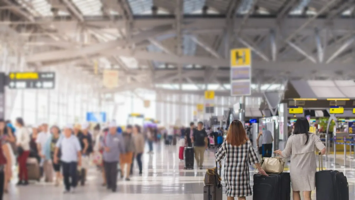 Már az uniós oltási igazolás is elérhető az EU-n belüli utazásokhoz