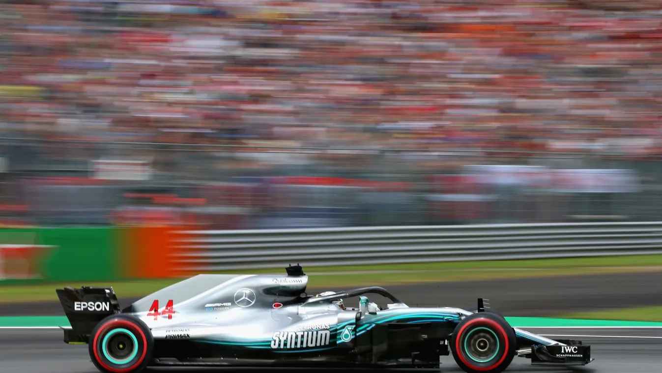 Hamilton diadalmaskodott Olaszországban