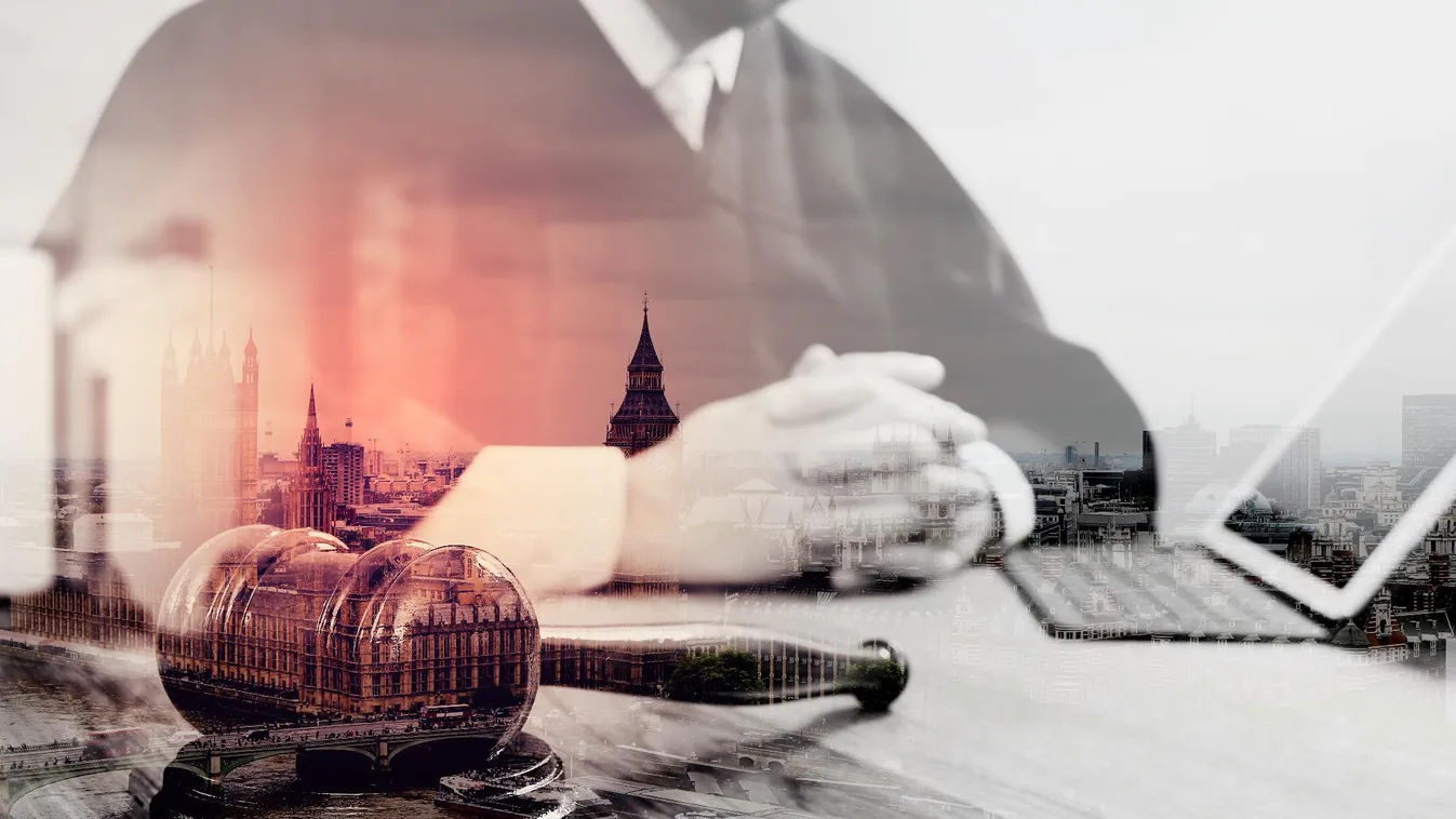 Többszörös életfogytiglanra ítéltek egy volt londoni rendőrt